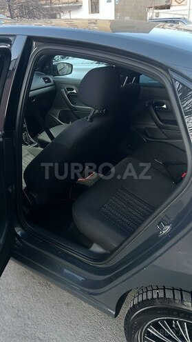 Volkswagen Polo 2016, 199,654 km - 1.6 l - Bakı