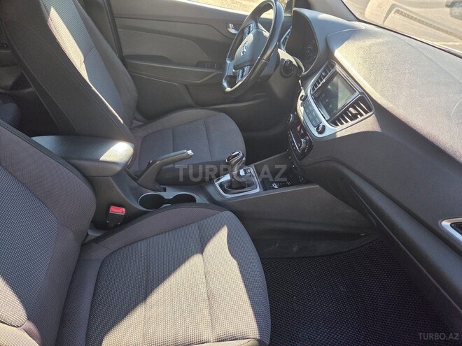 Hyundai Accent 2019, 112,590 km - 1.6 l - Bakı
