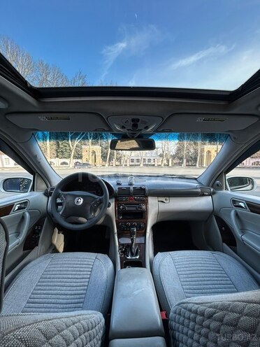 Mercedes C 230 2001, 230,000 km - 2.3 л - Mingəçevir