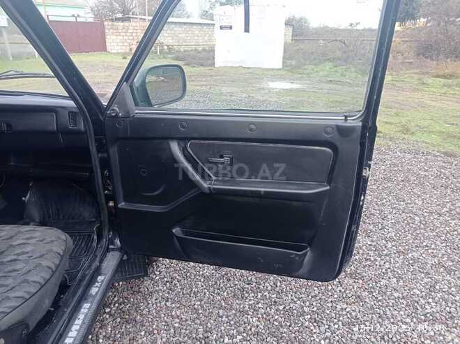 LADA (VAZ) Niva-8