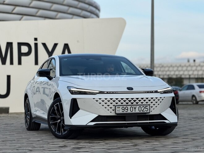 Changan  2025, 2,100 km - 1.5 л - Bakı