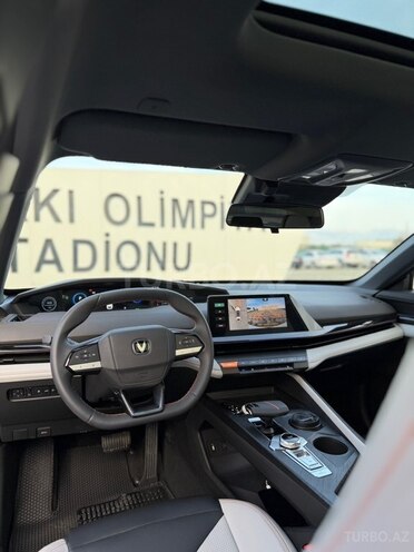 Changan  2025, 2,100 km - 1.5 л - Bakı