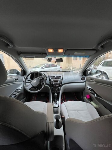 Hyundai Accent 2017, 241,402 km - 1.6 l - Bakı