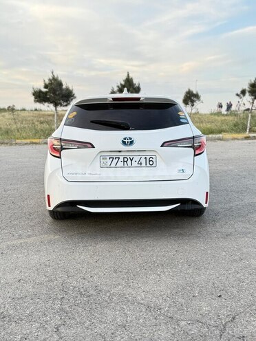 Toyota Corolla 2019, 180,000 km - 1.8 l - Bakı