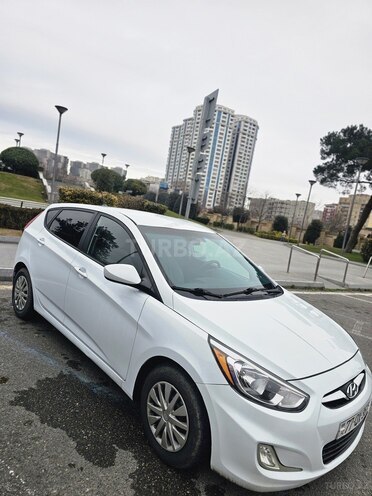 Hyundai Accent 2017, 121,000 km - 1.4 л - Bakı