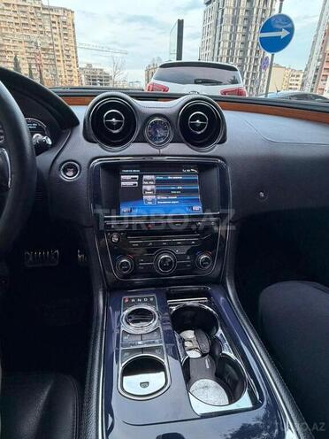 Jaguar  2011, 180,000 km - 5.0 l - Bakı