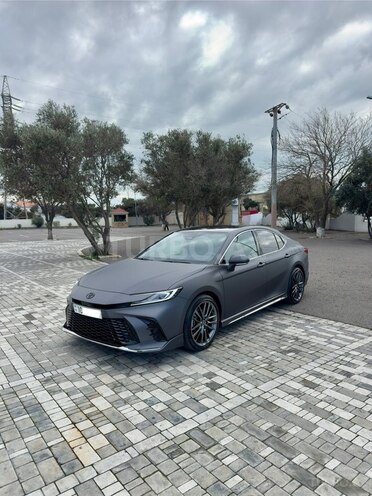 Toyota Camry 2025, 13,000 km - 2.0 л - Bakı