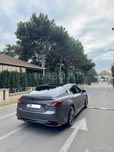 Toyota Camry 2025, 13,000 km - 2.0 л - Bakı