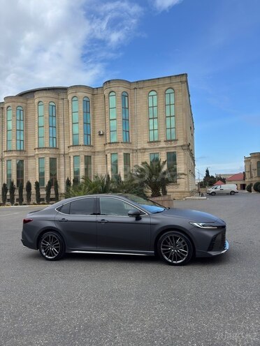 Toyota Camry 2025, 13,000 km - 2.0 л - Bakı