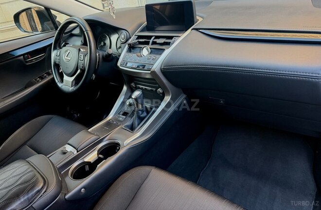 Lexus NX 300-11