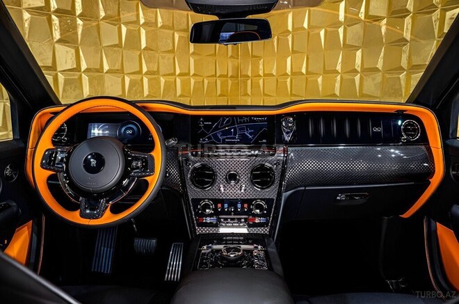 Rolls-Royce Cullinan-7