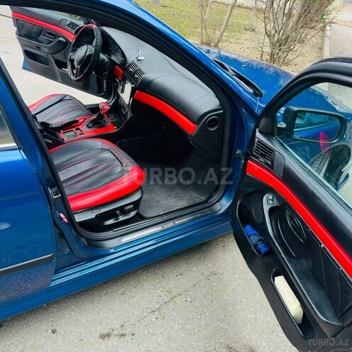 BMW 530 2002, 297,000 km - 3.0 l - Bakı
