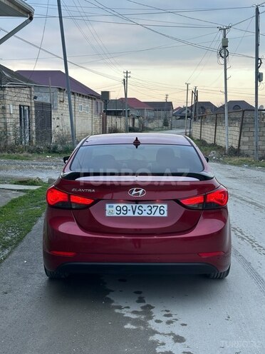 Hyundai Elantra 2016, 173,809 km - 1.8 l - Bakı