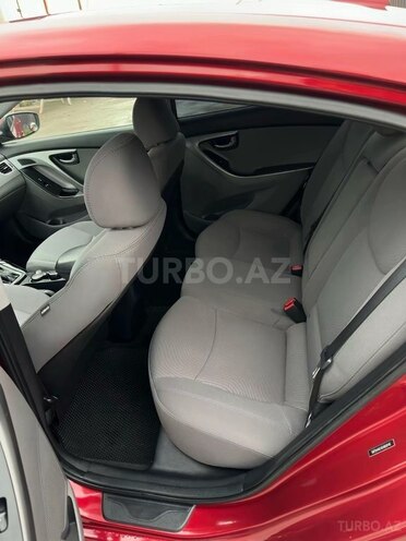Hyundai Elantra 2016, 173,809 km - 1.8 l - Bakı