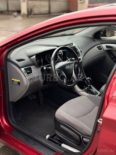 Hyundai Elantra 2016, 173,809 km - 1.8 l - Bakı