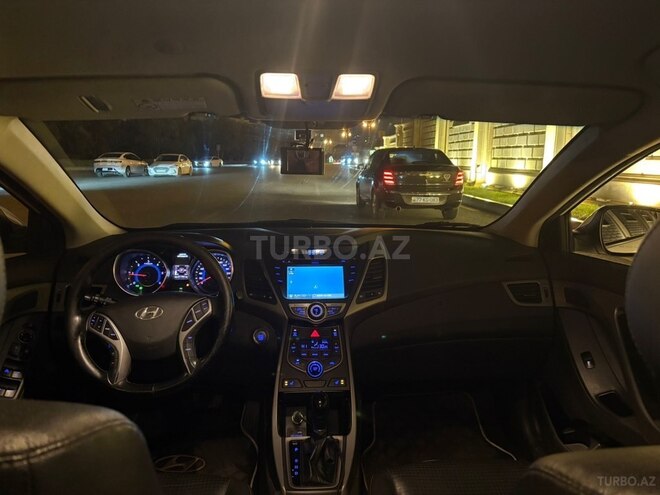 Hyundai Avante 2014, 212,000 km - 1.6 l - Bakı