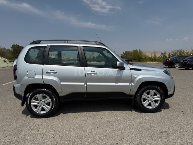 LADA (VAZ) Niva Travel-4