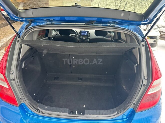 Hyundai i30 2009, 390,255 km - 1.6 л - Qəbələ