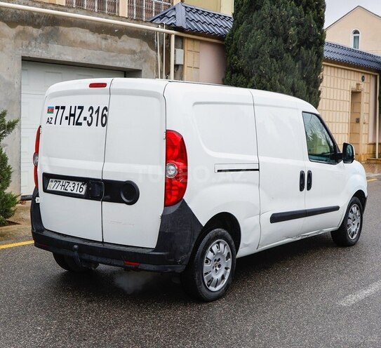 Fiat Doblo 2014, 230,000 km - 1.3 l - Bakı