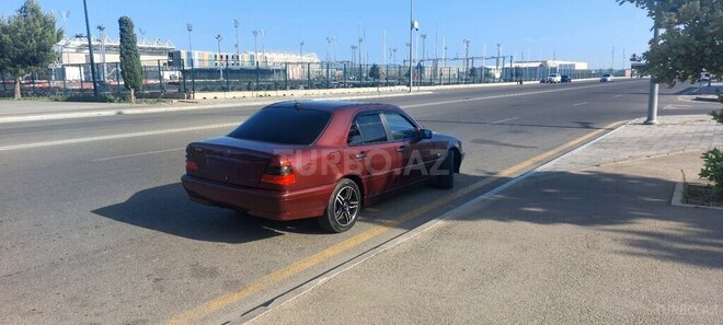 Mercedes C 240 1997, 441,000 km - 2.4 l - Bakı