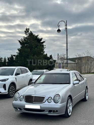 Mercedes E 220 2000, 407,000 km - 2.2 l - Bakı