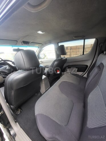 Mitsubishi L200 2008, 274,000 km - 2.5 l - Bakı