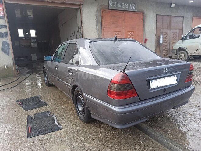 Mercedes C 180 1995, 750,000 km - 1.8 l - Quba