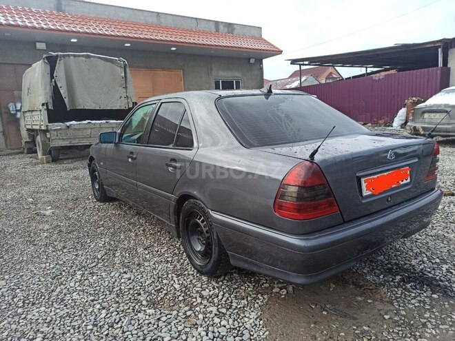 Mercedes C 180 1995, 750,000 km - 1.8 l - Quba