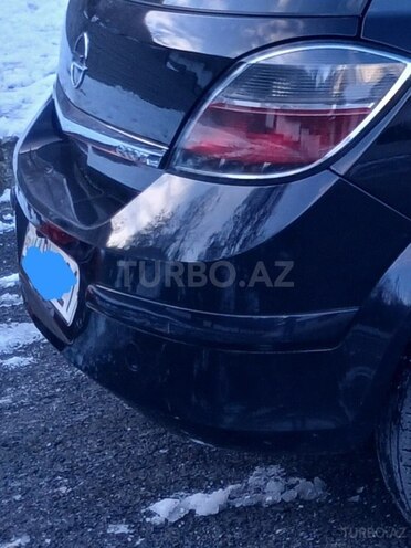 Opel Astra 2009, 276,000 km - 1.4 l - Şəki