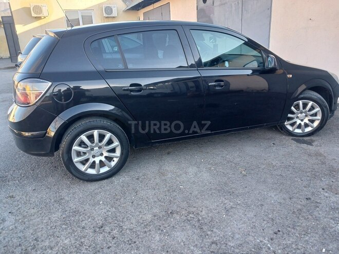 Opel Astra 2009, 276,000 km - 1.4 l - Şəki