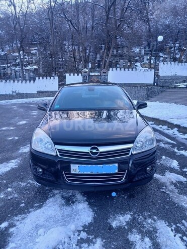 Opel Astra 2009, 276,000 km - 1.4 l - Şəki
