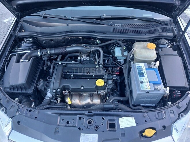 Opel Astra 2009, 276,000 km - 1.4 l - Şəki