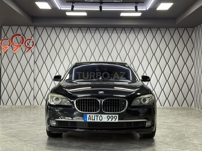 BMW 750-1