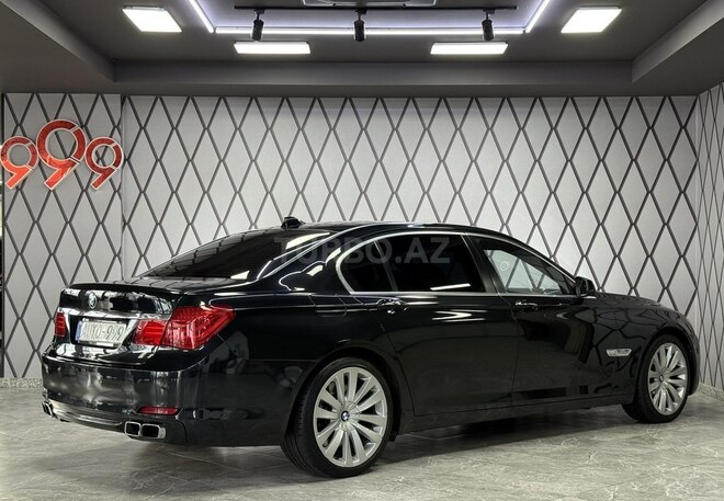 BMW 750-4