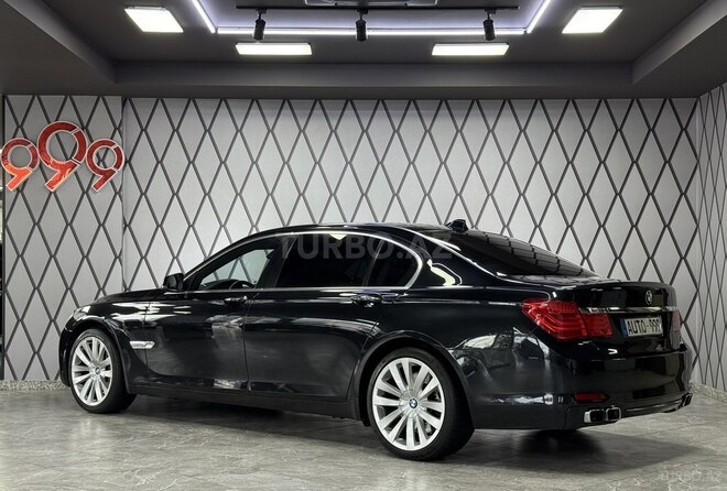 BMW 750-5