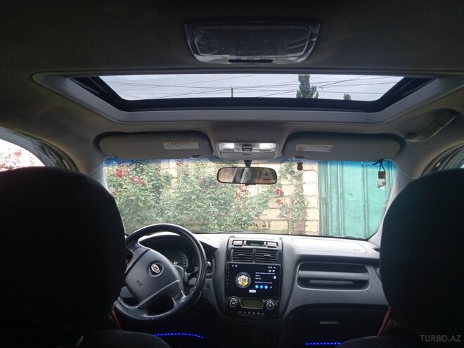 Kia Sportage 2008, 295,000 km - 2.0 л - Qusar