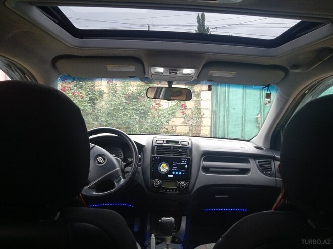 Kia Sportage 2008, 295,000 km - 2.0 л - Qusar