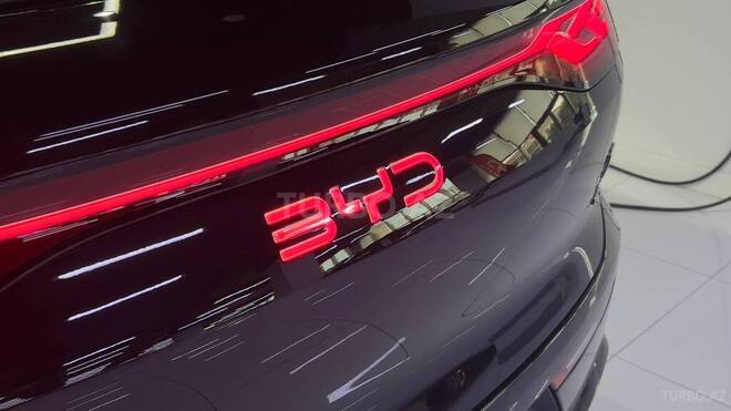 BYD Tang L-12