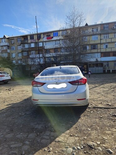 Hyundai Elantra 2015, 142,000 km - 1.8 л - Gəncə