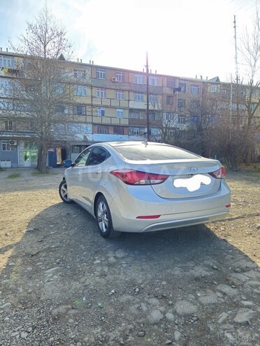 Hyundai Elantra 2015, 142,000 km - 1.8 л - Gəncə
