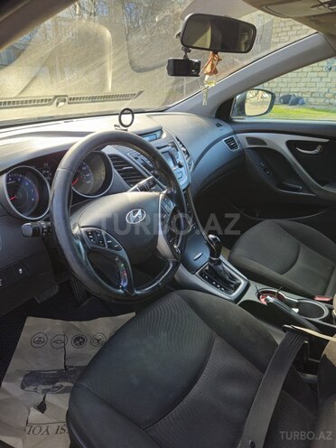 Hyundai Elantra 2015, 142,000 km - 1.8 л - Gəncə