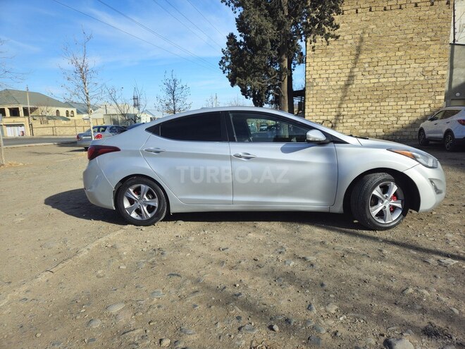 Hyundai Elantra 2015, 142,000 km - 1.8 л - Gəncə