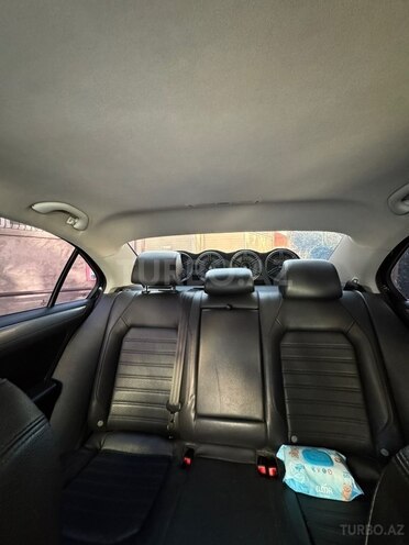 Volkswagen Jetta-16