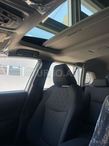 Toyota Corolla Cross-9