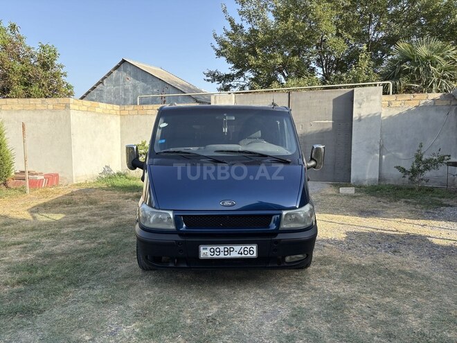 Ford Transit-1