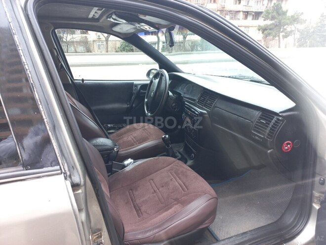 Opel Vectra 1996, 417,500 km - 2.0 l - Bakı