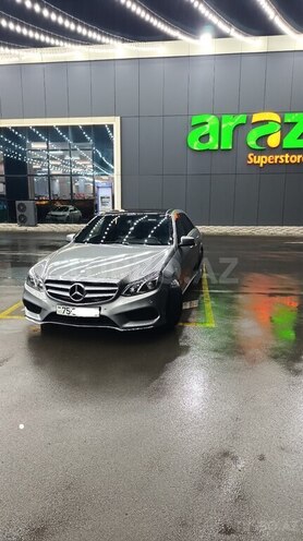 Mercedes E 300 2014, 350,000 km - 2.1 l - Naxçıvan