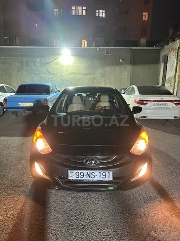 Hyundai Elantra 2012, 242,000 km - 1.8 l - Bakı