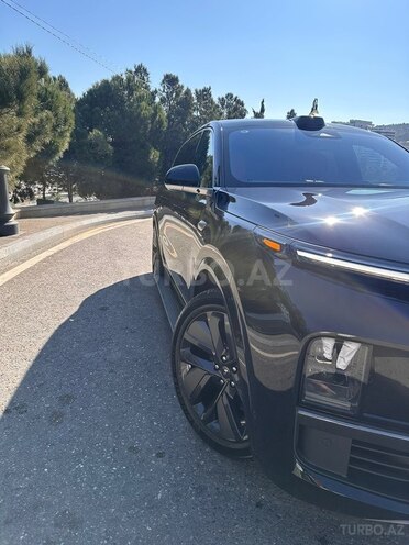 Li Auto L9-9