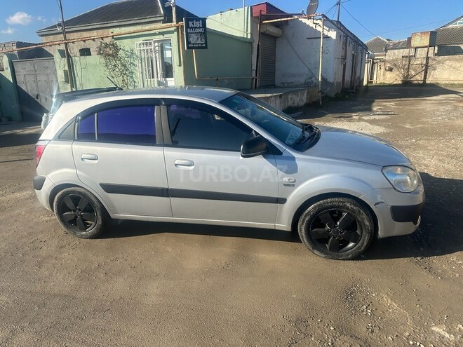 Kia Rio-8